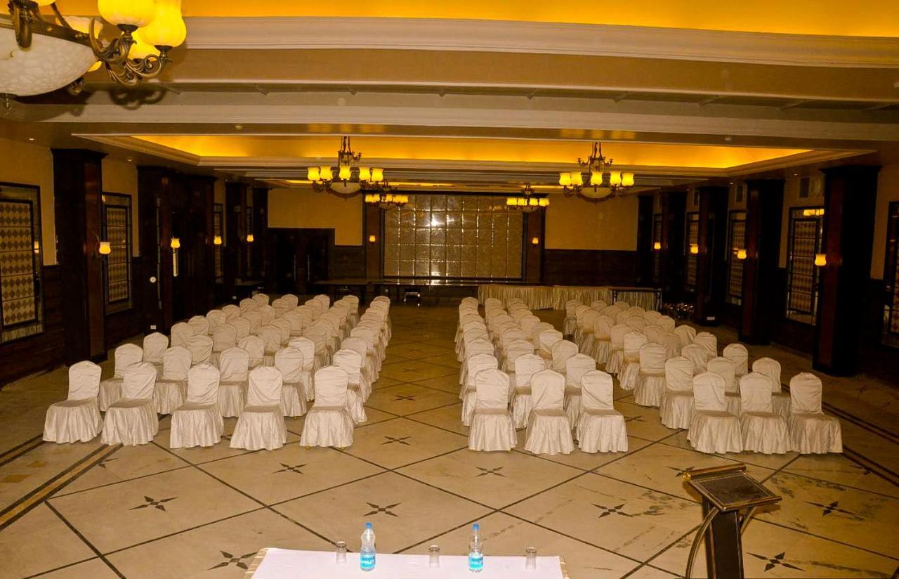 Pramod Convention & Club Resort Cuttack Dış mekan fotoğraf